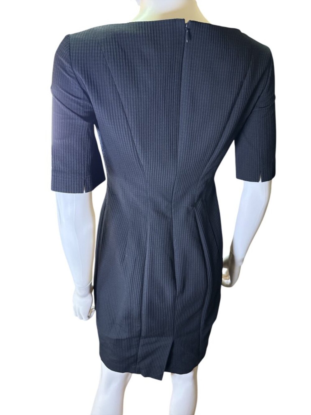 Brooks Brothers Womens Black Sheath Dress 4P Seersucker Office  Mid-Sleeve EUC - Picture 4 of 7